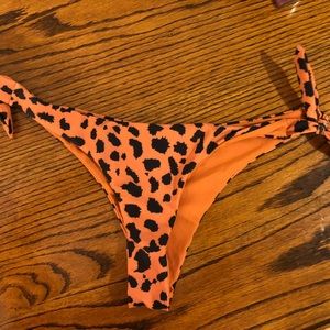 Romwe Cheeky Bikini